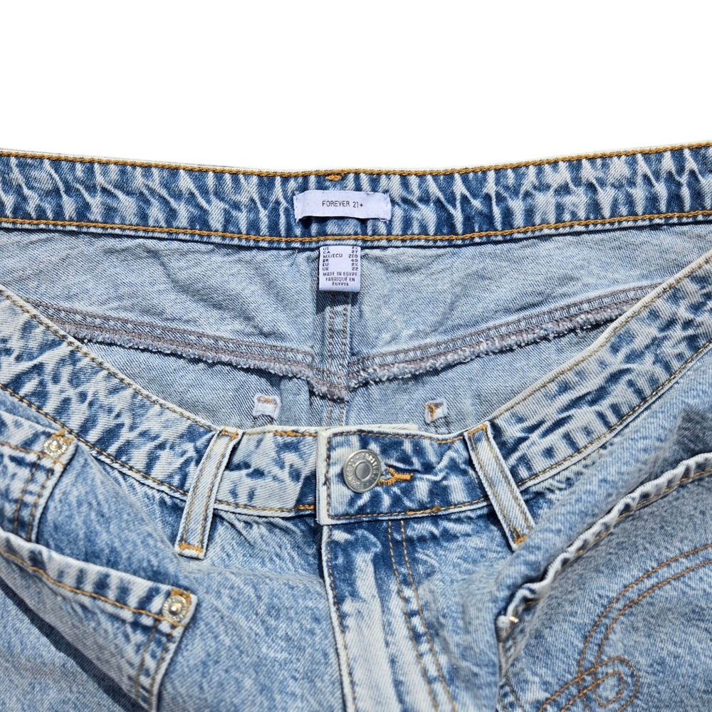 Forever 21 Blue Jean Shorts Women’s Size 2X | 100% Cotton | Pockets Front/Back - Picture 6 of 6